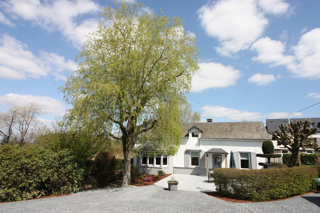 La Petite Maison Maqua Bouillon Extérieur photo